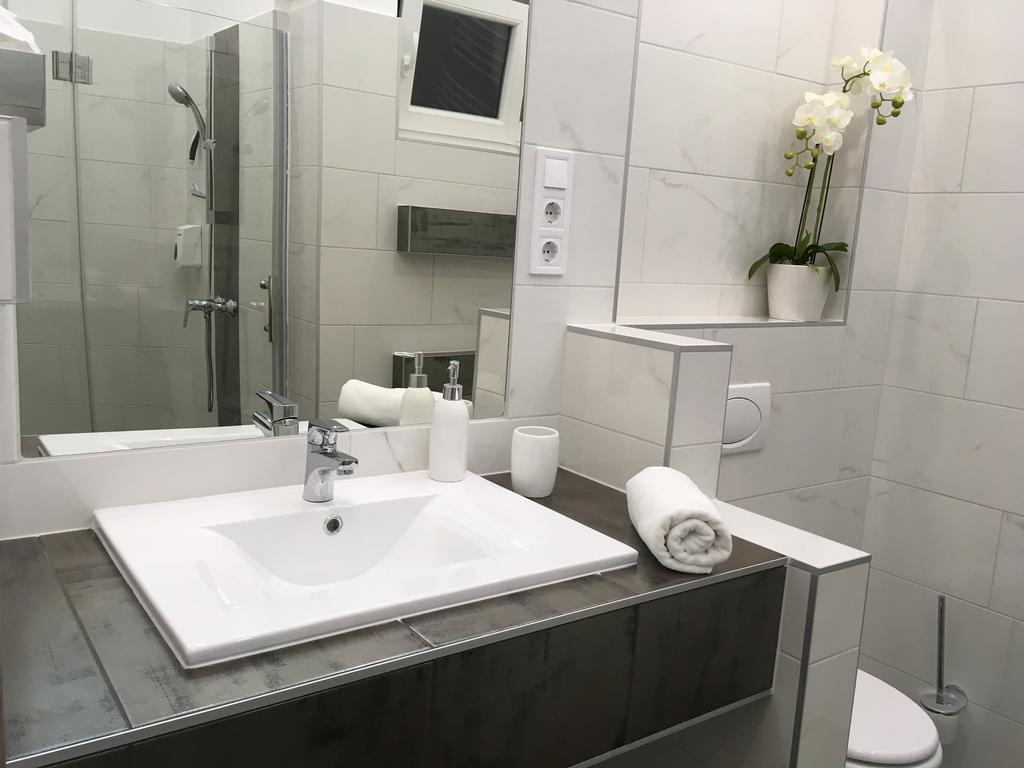 Gutenberg Apartments Szeged Esterno foto