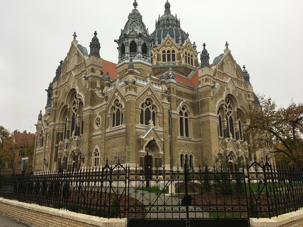 Gutenberg Apartments Szeged Esterno foto